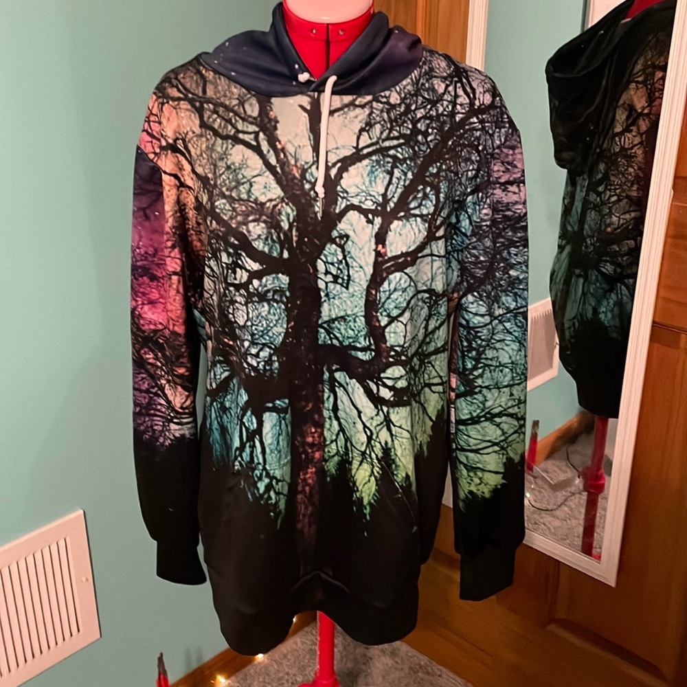 3-D Sweatshirt Hoodie for Men/Women Size Small/Medium